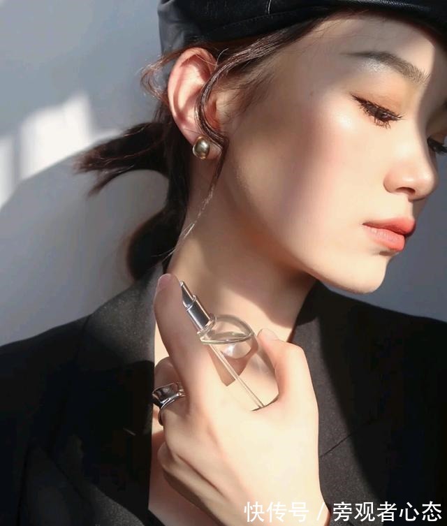 香水|女孩子香水别乱喷,谨记这4点,香味更持久!