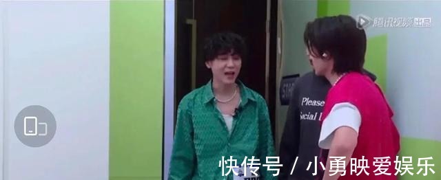 米卡|和马退赛,邵明明和米卡住一起?选房时他曾问奥斯卡庆怜何时淘汰