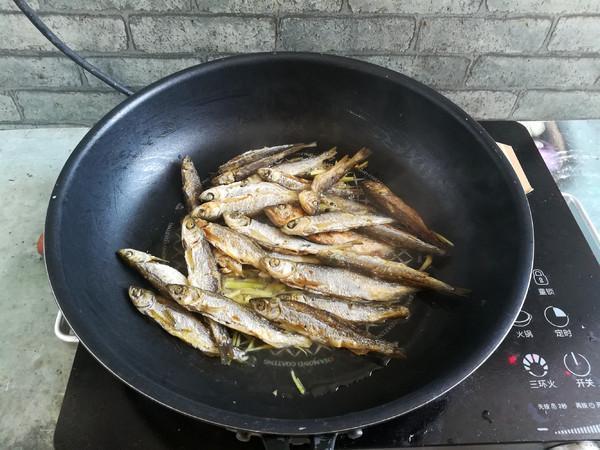 焙干|吃了几十年终于知道,它是“天然叶酸”,1块5一斤,女人要多吃