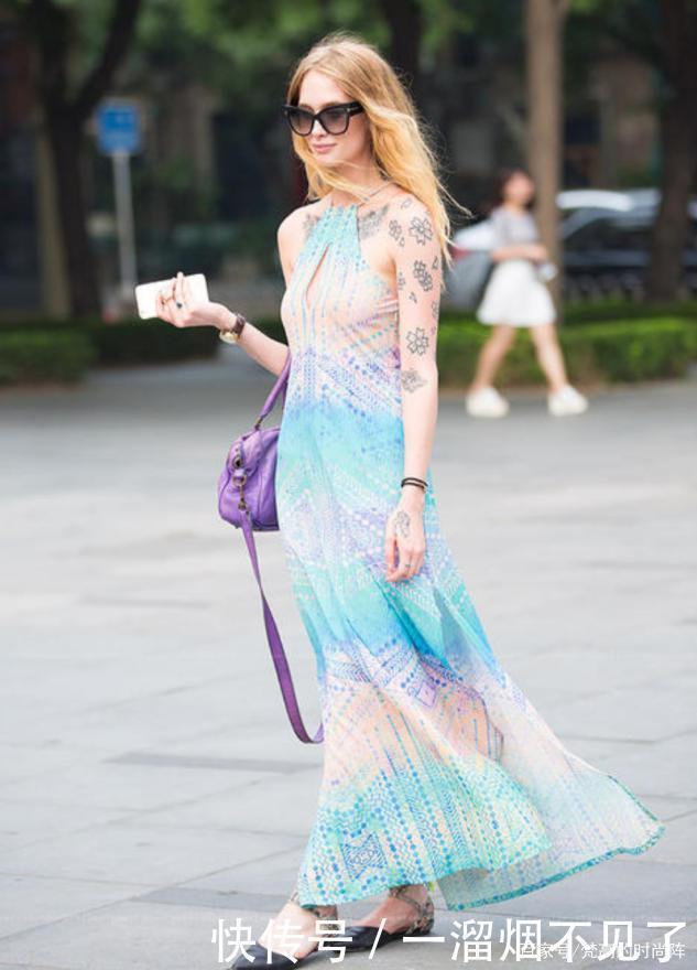 刚入秋别穿太厚，准备一件优雅长裙就足够，一旦穿上就再也离不开