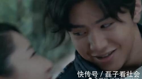 小魚(yú)兒|絕代雙驕：太勁爆！蘇櫻猛撲小魚(yú)兒求抱抱！鐵心蘭酸到?jīng)]眼看