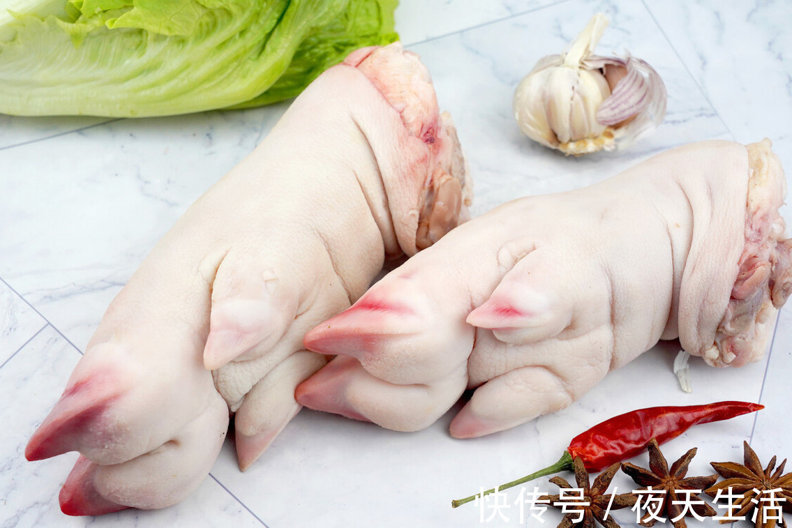 腐乳|炖猪蹄时,焯水前多做1步,软烂入味不油腻,还没腥味
