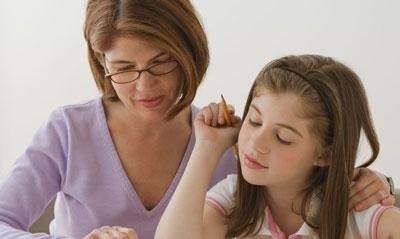 做作业|孩子放学后先“写作业”还是“先玩”?顺序是有讲究的,差别很大