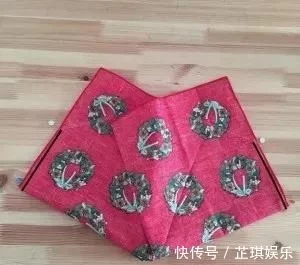 束口袋也能这么美,旧衣服就能做!旧物改造DIY手工布艺附教程  第36张