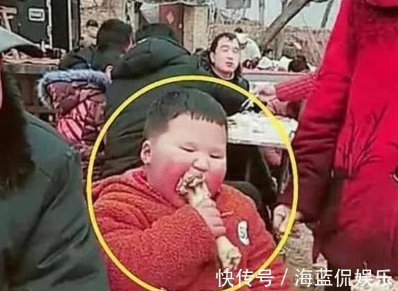 大城市|奶奶带孙子去酒席,之后被全村“拉黑”,村民不会带孩子就别带