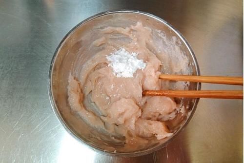 冬天,吃牛羊肉不如吃它,12元1斤,高蛋白低脂肪,做成汤真鲜