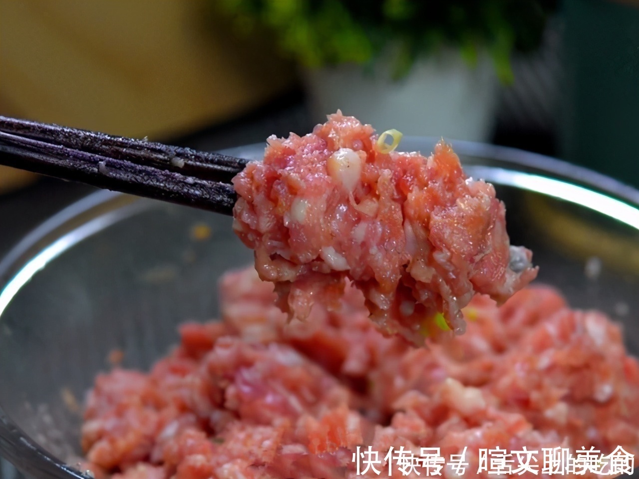 年夜饭必备的“花开富贵”，简单好做，寓意好颜值高，待客倍有面