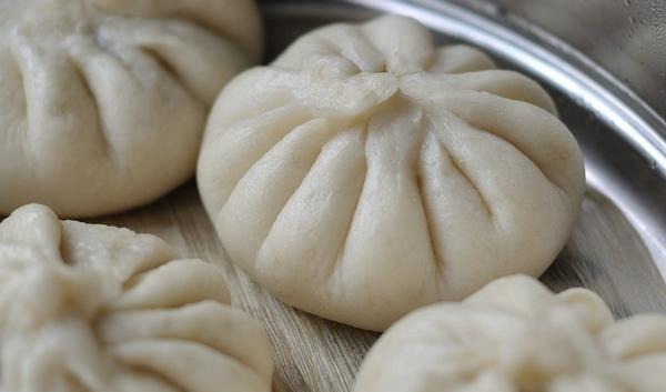 好吃流油的鲜肉包子，入口即化，让你满嘴流油，一口气能吃五六个