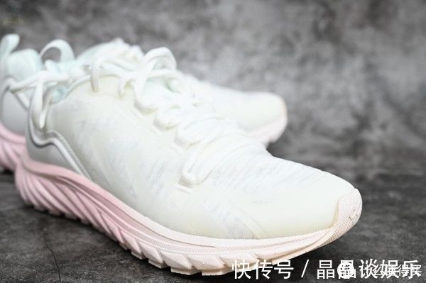 数码|数码科技产品测评 篇九十五:舒适长跑,科学健身,咕咚智能跑鞋10K体验