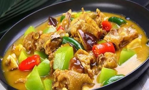 黄焖鸡|身边最普通、最家常的菜，家家户户一年四季都在吃，味美飘香