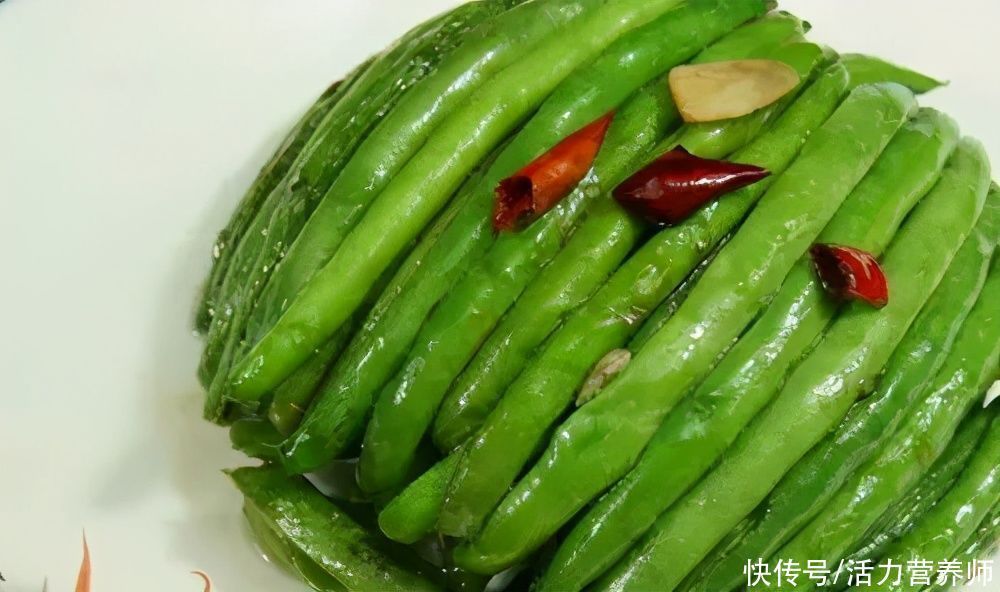 食物中毒|为了全家人的健康着想,这4类食物要焯水后再吃,懒也不能不做