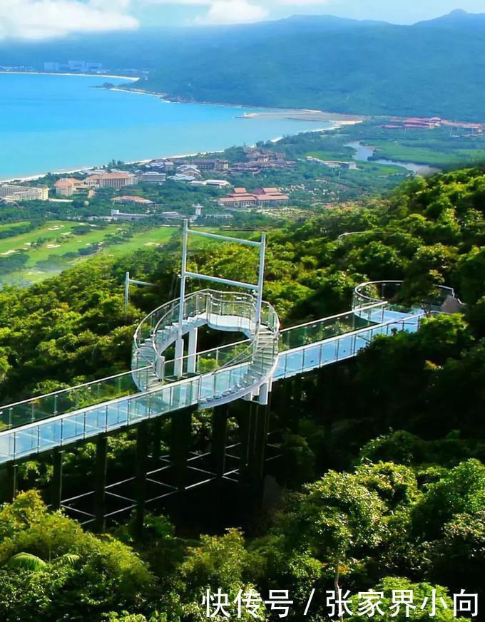 三亚新玩法：海景玻璃隧道！（海南海岸行者国际旅行社）