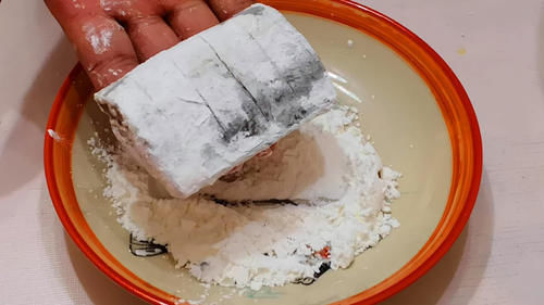 晓峰|炸带鱼，用面糊还是淀粉？牢记“4要点”，带鱼酥香、不腥不吸油