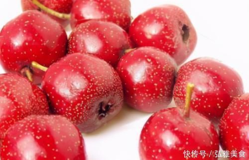 宁心安神|女性不想老太快,不妨多吃3种食物,美容养颜、改善体质!