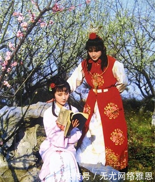 并非|“眼看他起朱楼,眼看他楼塌了”,最初说的是谁?并非红楼的贾府