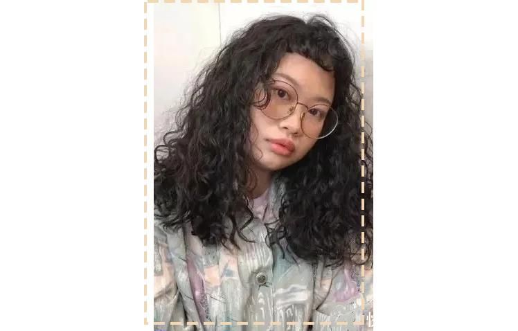 概率|新年最容易变丑的几种发型!翻车概率超高!