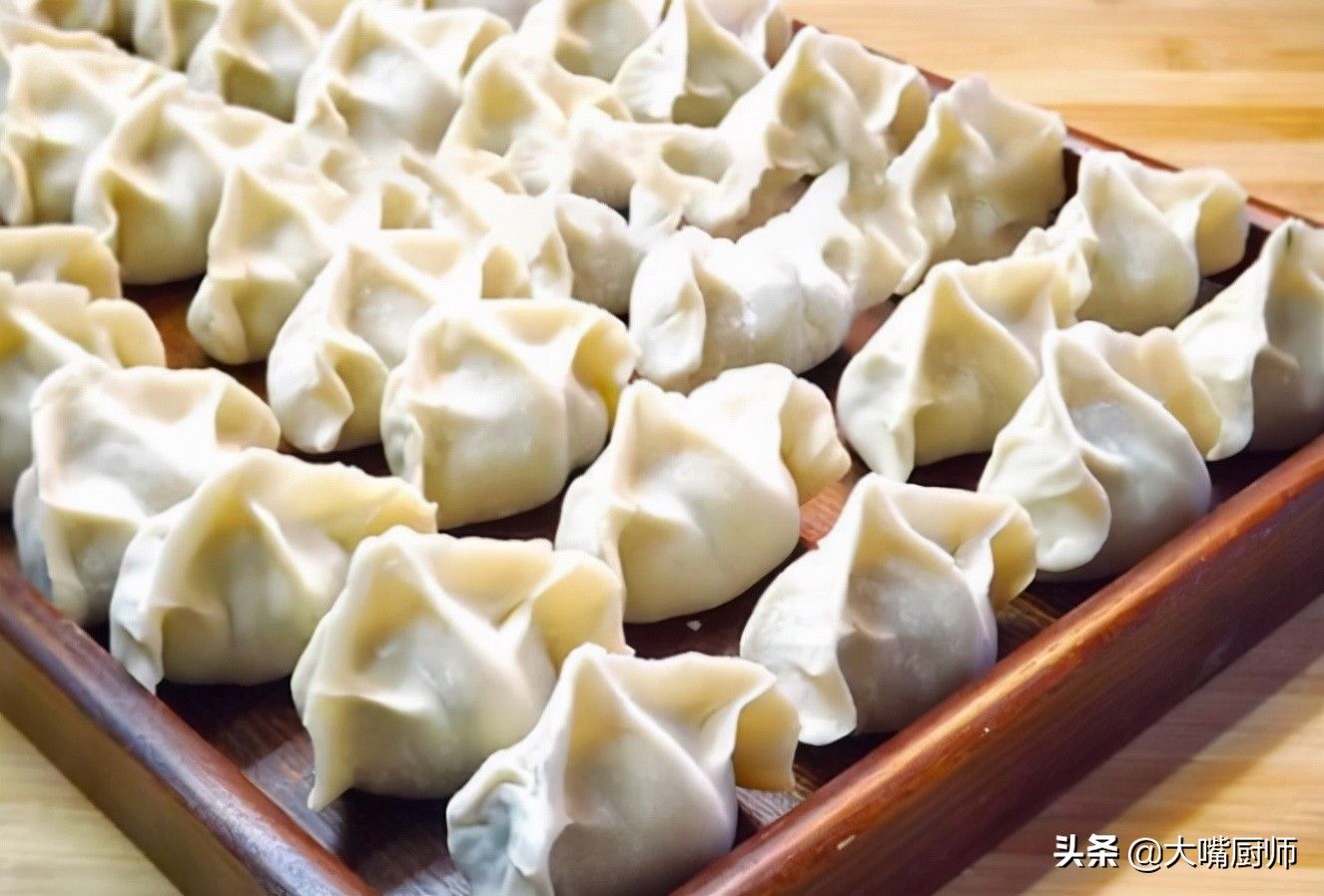 老辈人调饺子馅的3个经验，饺子饱满紧实，鲜嫩多汁，你不学吗？