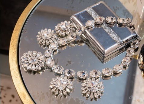 钻石 避开这4个买珠宝首饰的误区,省钱又省心