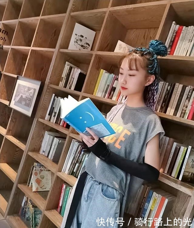 刘海 这16款发型很受欢迎,立体瘦脸又解暑,越来越多女性这样剪