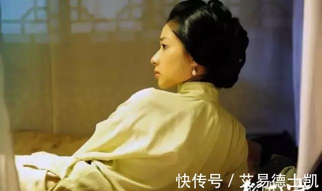 桃花|柳如是:秦淮梦断,江南易碎,多少桃花缤纷,被水面清风,吹散