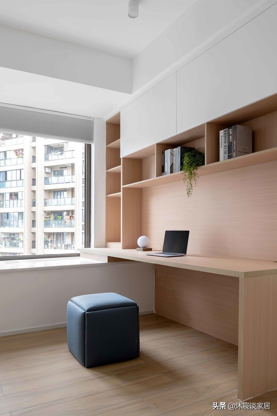 吧台|重庆夫妻的新家,因太会装修而走红,凭白墙与原木就让家温馨治愈