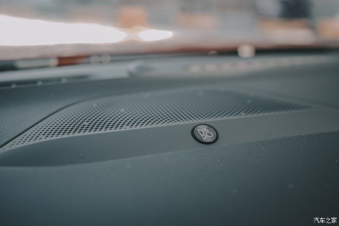 魅力雪境-与福克斯一起探索呼伦贝尔的冬天