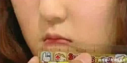 吉尼斯世界之最:世界最小的“樱桃小嘴”,网友:吃一顿饭要半天