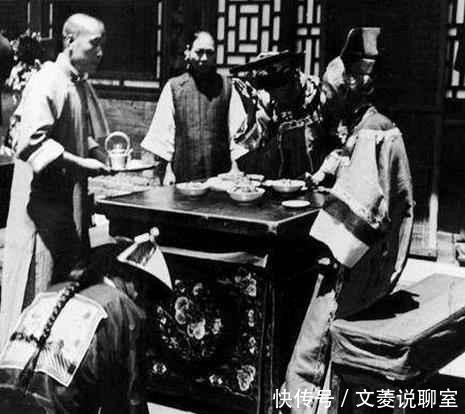 宫女|清帝退位后，大清国库一片狼藉，宫女、格格、八旗子弟下场惨凄