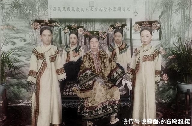 珍妃|晚清两位国色天香的女人,慈禧杀了一个,却很喜爱另一个