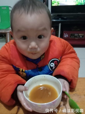 喝汤|给家长提个醒3种汤别给孩子喝了,越喝越不长个,家长别忽视
