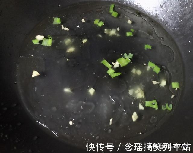 口感|家常手擀面好吃有窍门，多加一把豆面，面香浓郁，口感劲道又爽滑