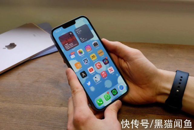 安卓|双标？为什么小米12 Pro都觉得贵，而iPhone 13却觉得很便宜？