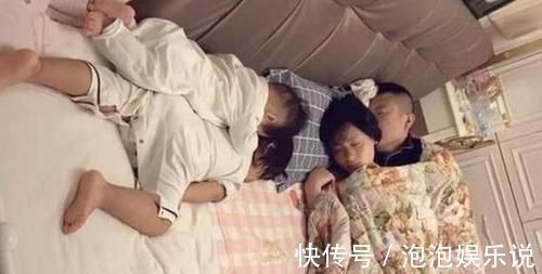夫妻|90后夫妻带娃睡觉意外走红,“佛系带娃”成家长界的一股清流