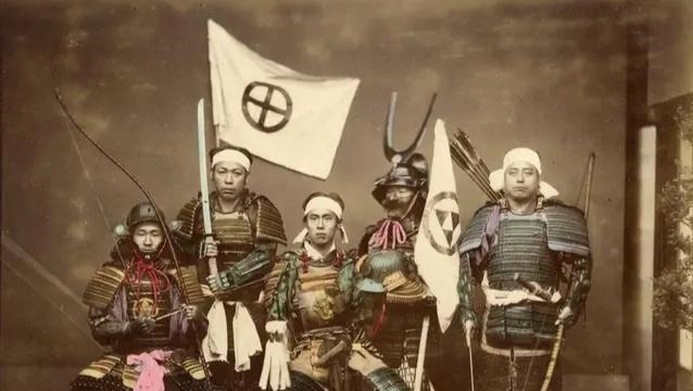 贵族|日本武士阶级的三张面孔封建贵族的“侍”、殿上人、最后的武士