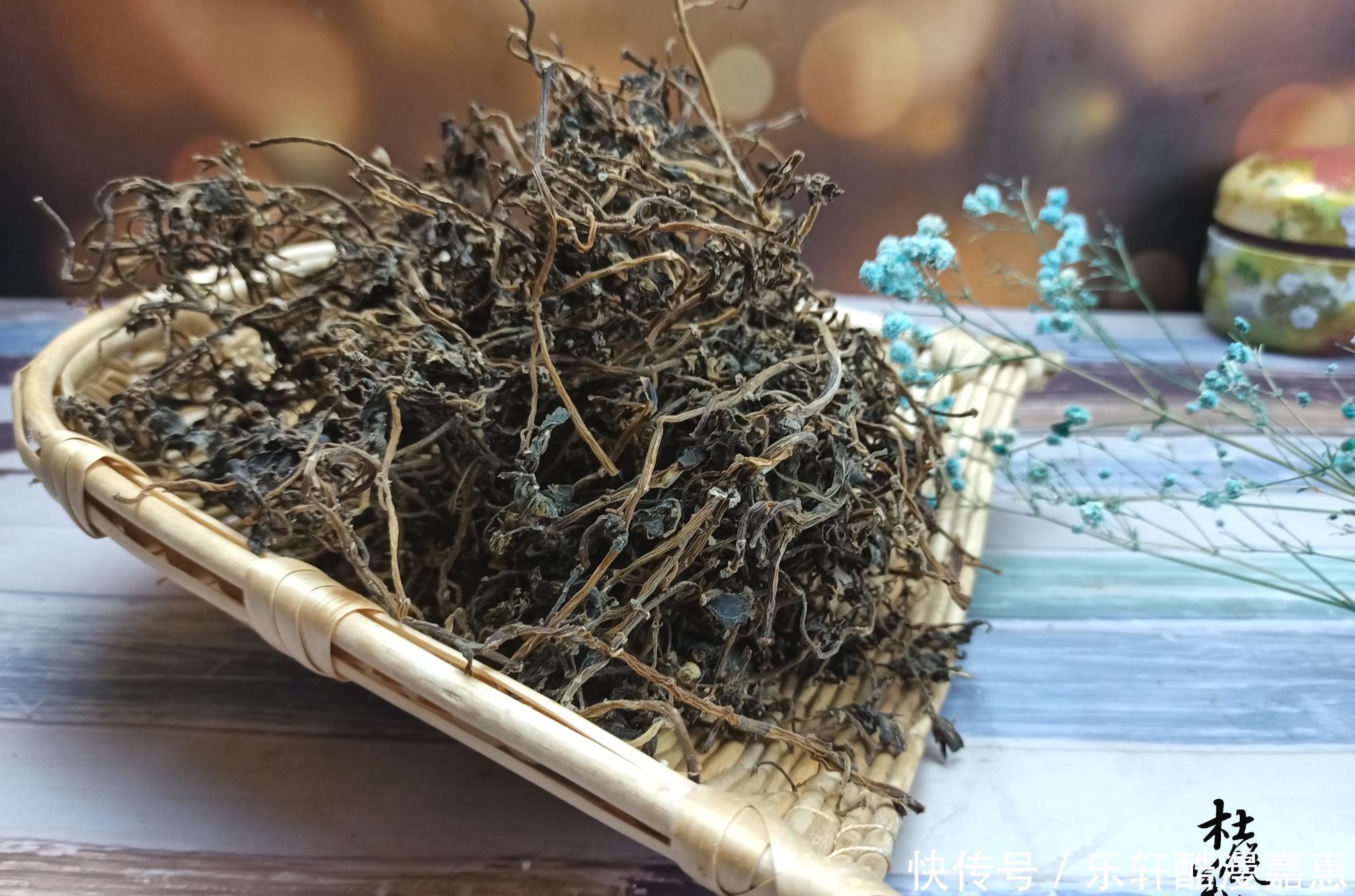 小年,给家人蒸野菜大包子,搭配“红白2种豆腐”,纯天然太好吃