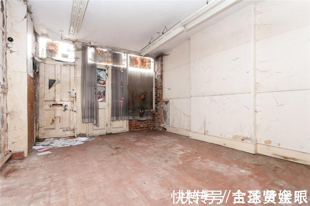 李嘉诚|伦敦三层小楼距白金汉宫不到4公里,为何仅售880万元?