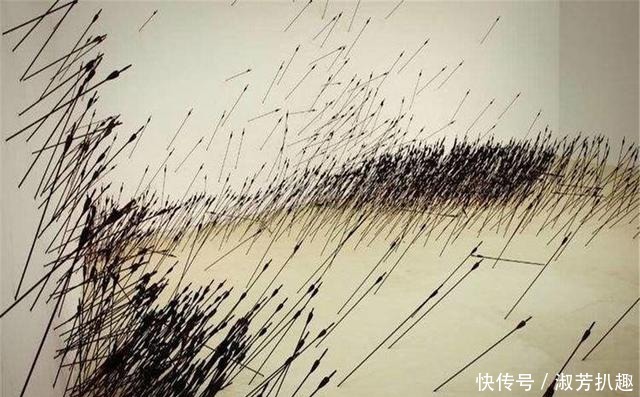 真实|草船借箭,曹操浪费十万支箭都没放一支火箭,这三个顾虑很真实