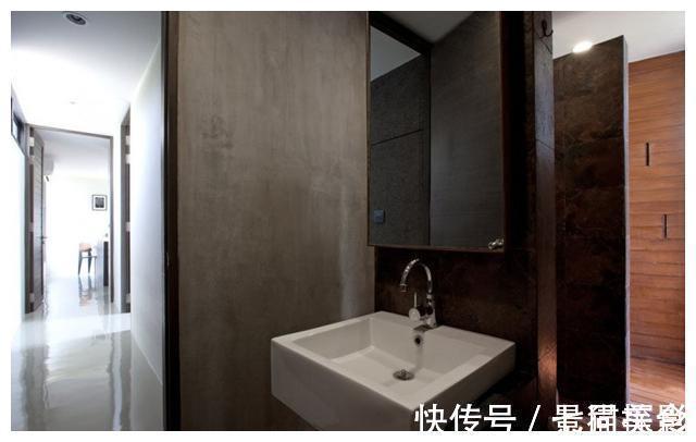 房屋|用5毛钱水泥板自建别墅，十几万的花费，步入室内就被迷住了！