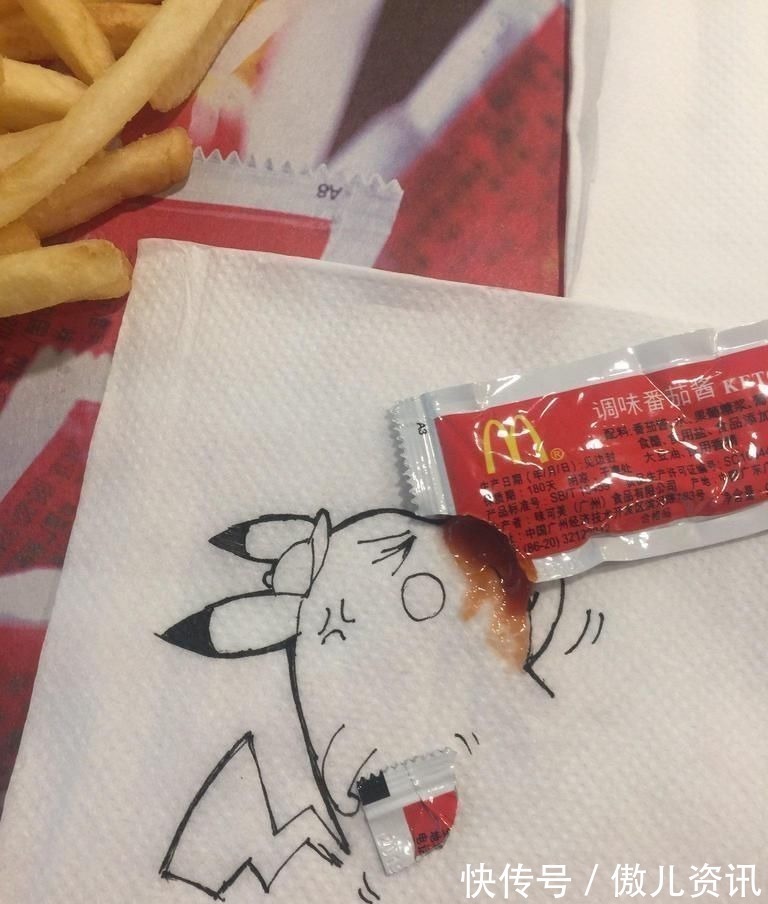 番茄酱!灵魂画师用餐具作画,快餐吃出感情来,皮卡丘贪吃又可爱