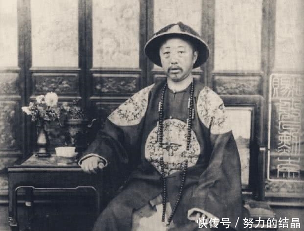 奴才小史|低头哈腰、如履薄冰,从李莲英看晚清太监的真实状态