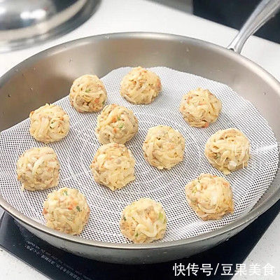 简单快手,下班回家也能做的水晶丸子