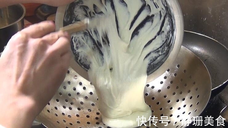 口味|秋天最受欢迎的一道汤：酸辣疙瘩汤，酸爽开胃，口味丰富