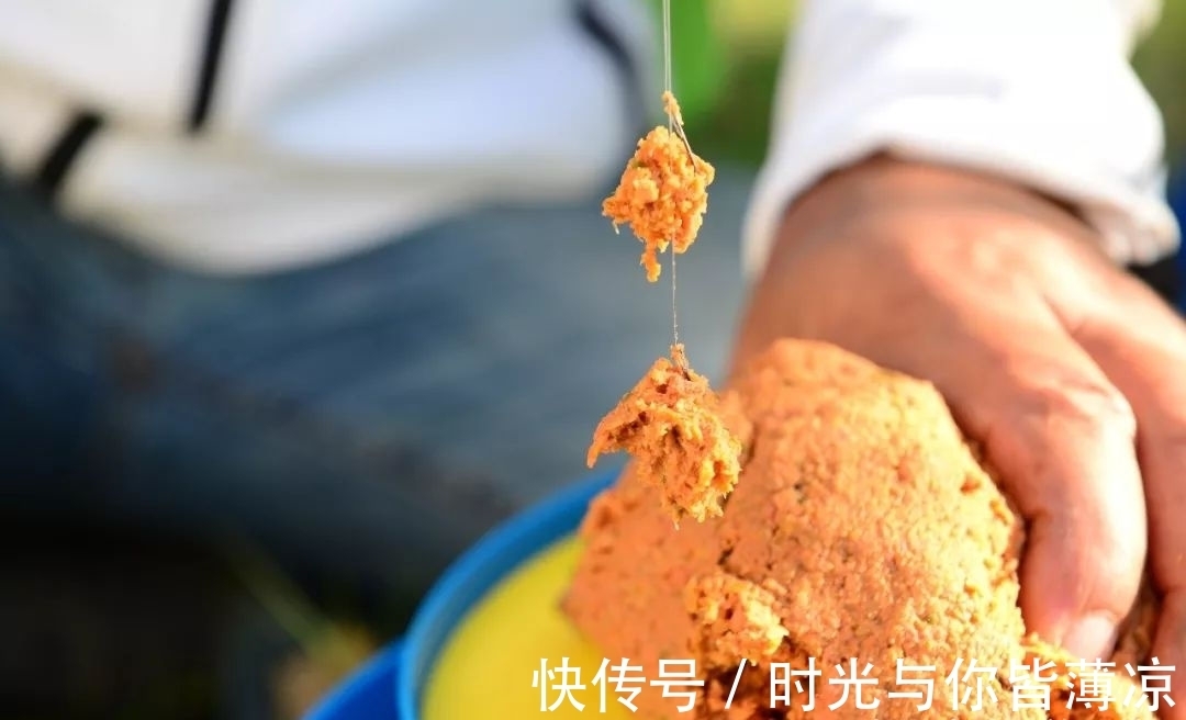 钓鱼的时候浮漂无动静,提竿却中鱼了,这是什么原因呢?