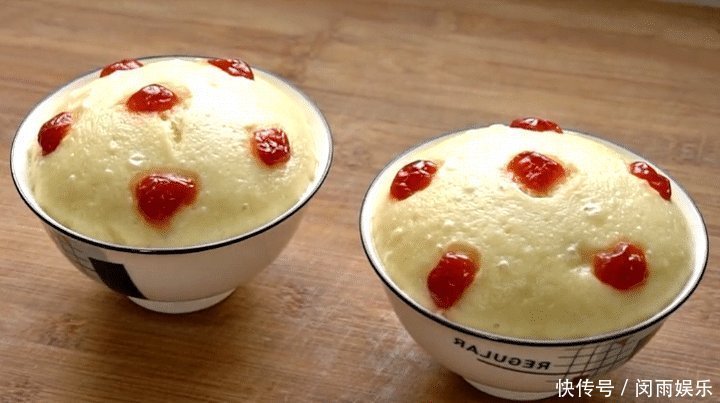 家里有面粉，不要再做面包了这样做比面包好吃、甜蜜、柔软，想吃