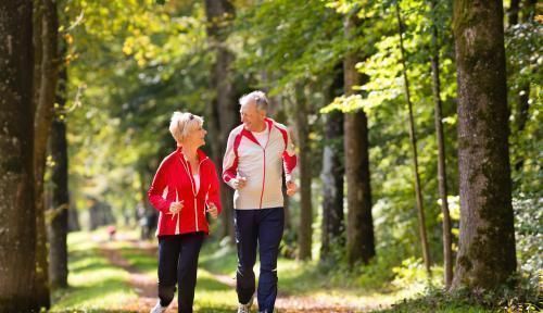 胰岛素|每周5天走30分钟降血糖，糖尿病运动前中后，出现这些问题要注意