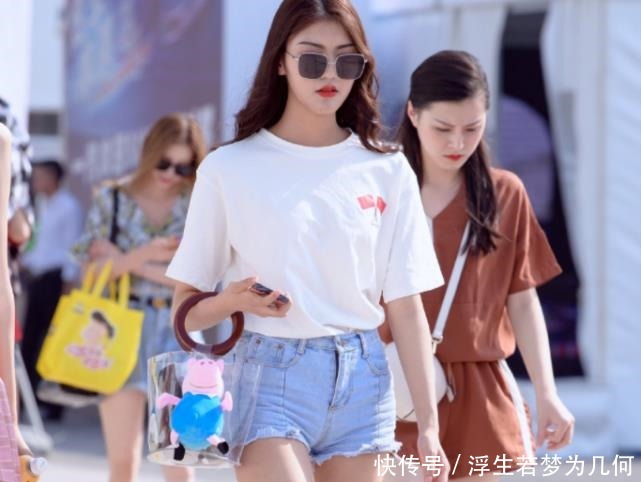 短裤|“心形”短裤真火，大长腿只是其一，大胆女生真“大胆”！