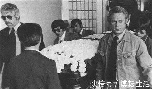詹姆斯|李小龙去世后,为他扶灵的6个人是什么来头?名字听着很耳熟