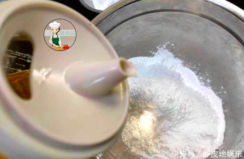 糯米粉|做青团时，只用糯米粉就错了，多加一样食材，青团不粘牙不塌陷
