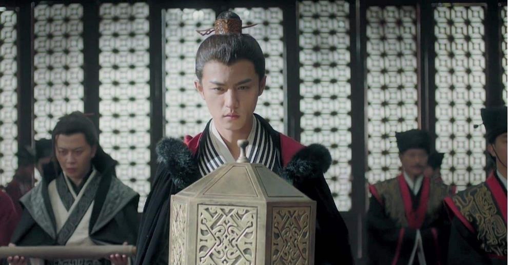 信义@荆轲血溅当场, 秦舞阳在干什么 为啥《史记》没有交代他的下场!