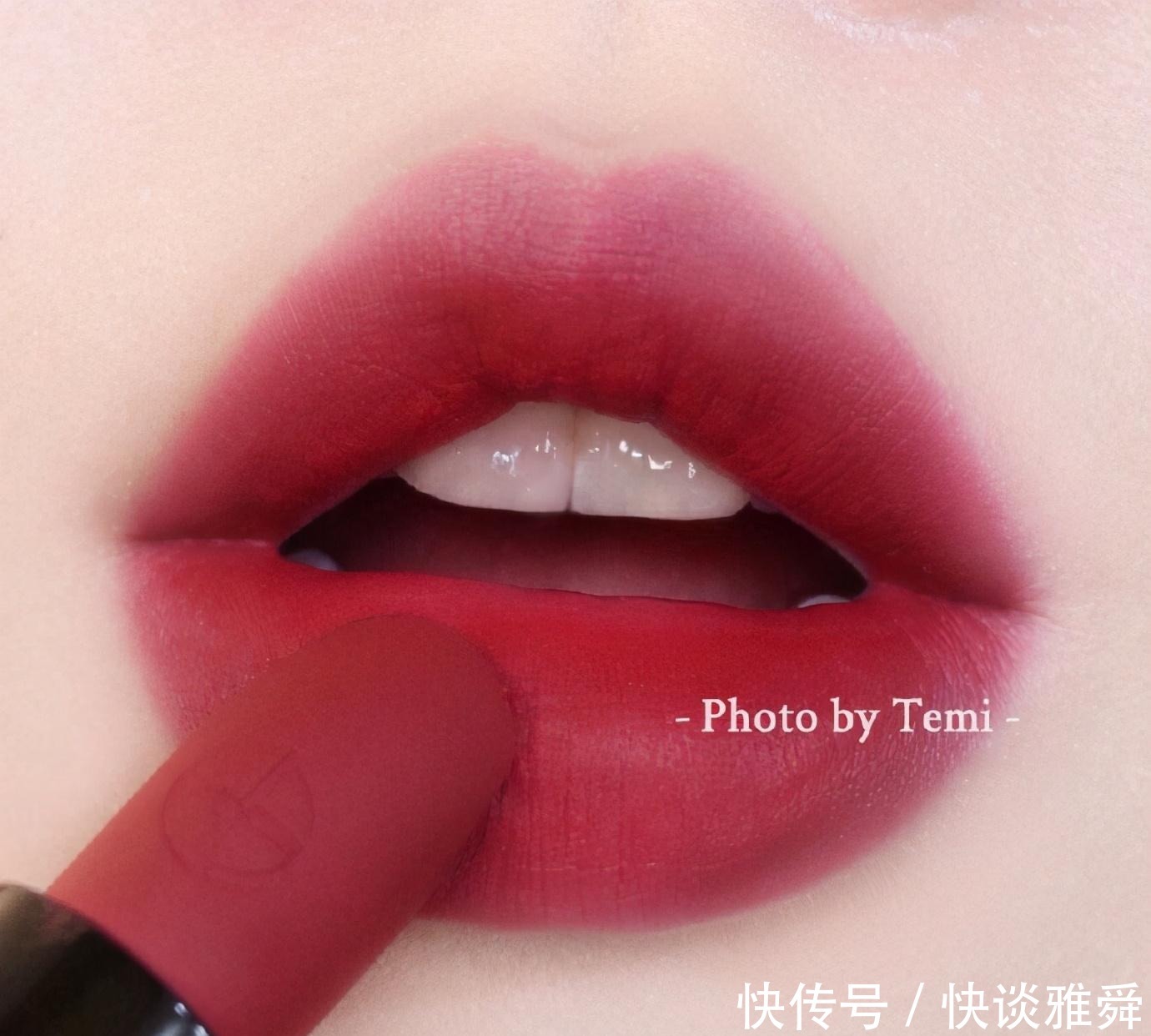 女人有实力一定要挑大牌口红,质地顺滑颜色还高级,真不是瞎吹